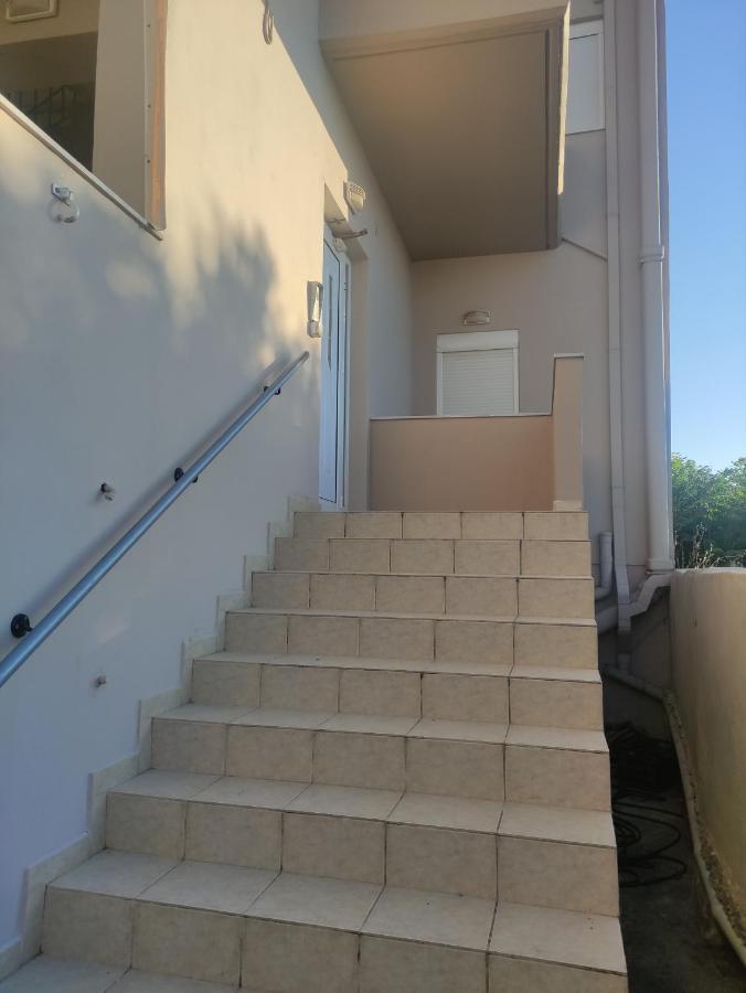 Οικογενειακό Διαμέρισμα Στα Χανια Με Θέα Ханя Екстериор снимка